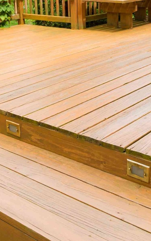 Custom-Wood-Decks-Edinburg-TX